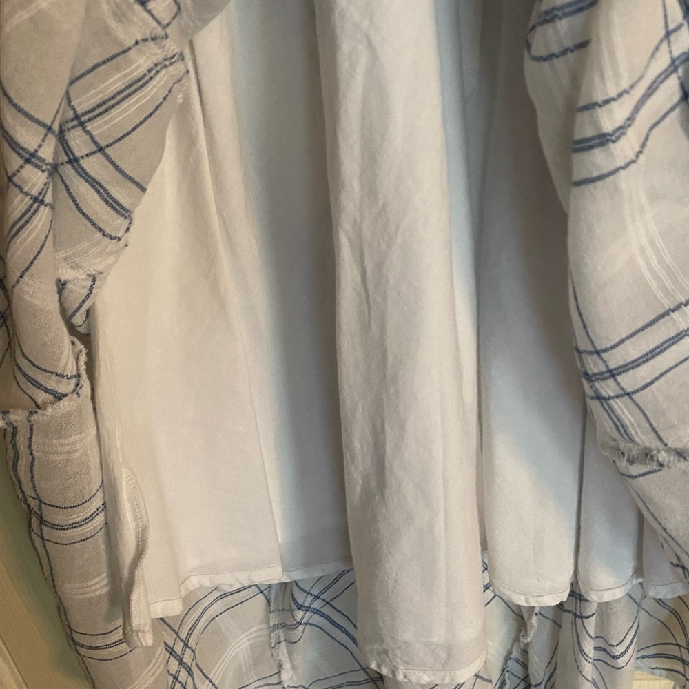 LC Lauren Conrad Gray and White Tie Front Asymmetrical Sundress - Picture 5 of 5